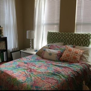 Lilly Pulitzer Queen Duvet and pillow sham